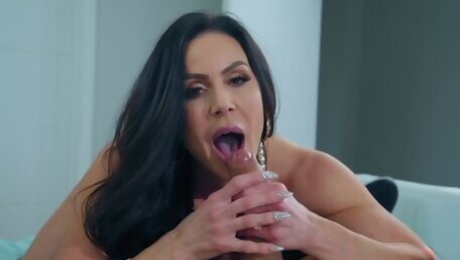 Glamour Mommy Kendra Lust Teases Long Dick Of Her Stepson